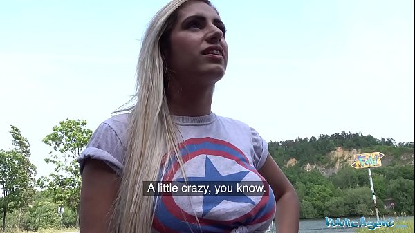Public Agent Smoking Brazilian Twerker Mia Linz Hammerred Outoors