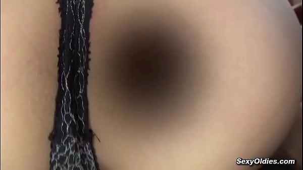 Natural Bush Asian COUGAR Face Banged