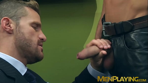 Office Beefcake Dato Foland Pounded By Beefcake Landon Conrad