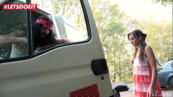 Mechanic Tricks Newly-legal Babe Teen Into Screwing Her