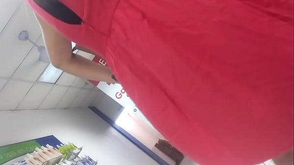 Upskirt A Salvadoreña Con Rico Culo