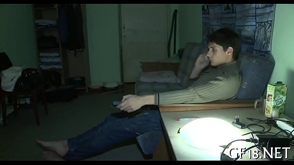 Chick Widens Lengthy Gams