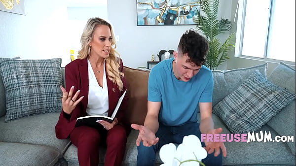 Code Red, Bed Stretch (Witness Protection More Like Witness Erection) - Sadie Rose | FreeuseMum