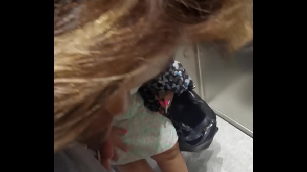 Incontro La Mia Vicina Di Casa Me La Scopo Nelle Scale Del Condominio
