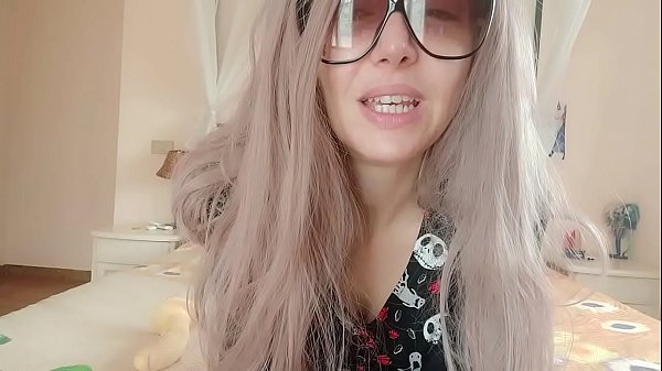Strong Vulgar Accent! Divine Italian Skank Offends Your M. Between Burp And Farts
