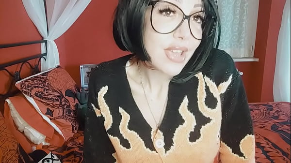 The Giantess Exploits You In Place Of Her Missing Tooth