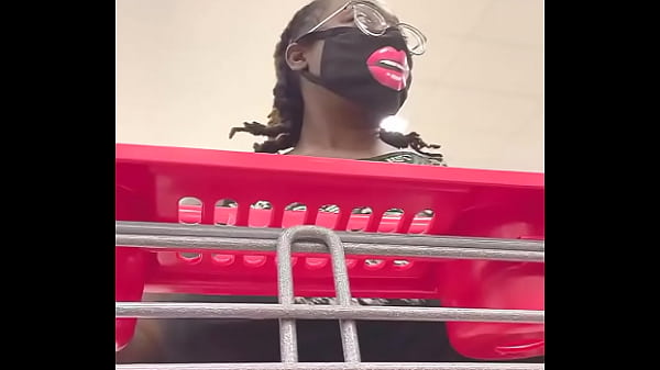 Nookiescookies Flaunting Her Fans In Walmart (I Hurt My Tittie) Lol