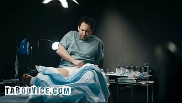 Creepy Horror Trio Porn - Ashley Lane, Anna Claire Clouds