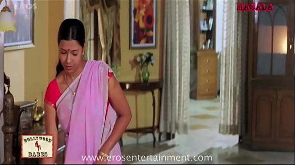 Smoking Housekeeper With Enormous Assets HD