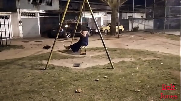 SEGUINDO UMA NOVINHA CHAPADA NA MADRUGADA/Mariana Estrada..