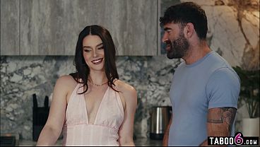 Stepbro Screws Stuck Under The Plunge MATURE Sister-in-law Maddie Wren