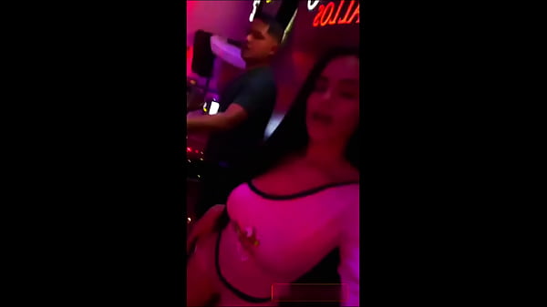 Angie Flaquita Rica Moviendo Sus Atributos