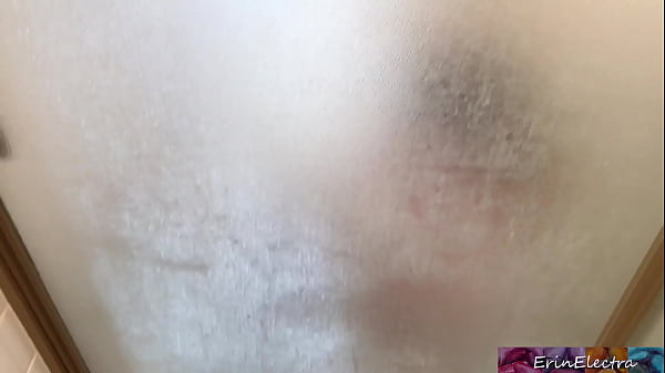 Peeping Stepbro Gets A Fellatio - Erin Electra