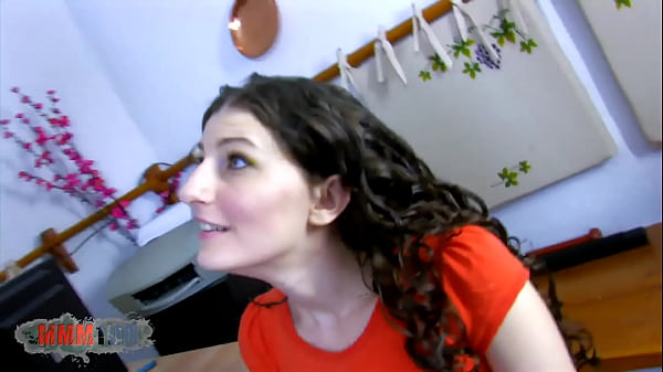 Doctor Sex Pounds Her Deeply!