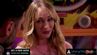 OUT OF THE FAMILY - Sexy Young-babe Sky Pierce Gobbles Her Stepdads Prick SPANISH SUBTITLES