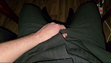 PhantomGentX – Behaarter Papa Wichst Nach Feierabend Seinen Riesigen Schwanz