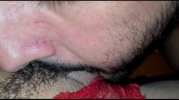 Video Caseiro:Chupou Minha Boceta Meu Grelo Inchou Me Fez Gozar Até A Boceta Explodir E As Pernas Tremer