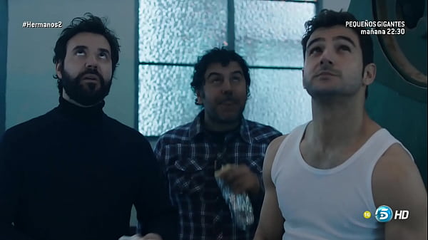 Celine Tyll - Hermanos (2014)