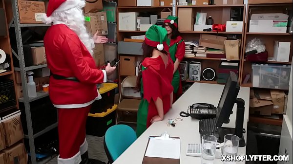 LP Officer Lets Shoplyfters Harmony Wonder And Elle Voneva Down His Whole Slab!