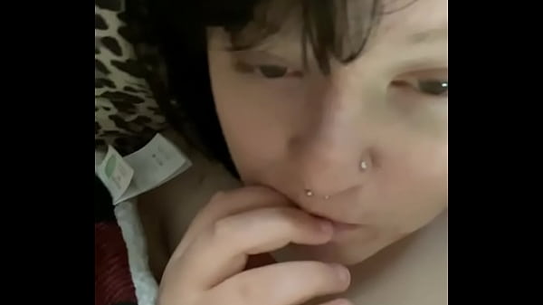 Goth Babe Farts! (mini Comp! ^.^)