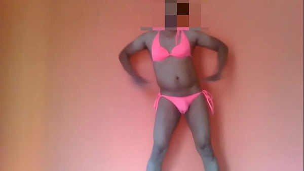 Quiver Karaan Dance In Pink Bikini