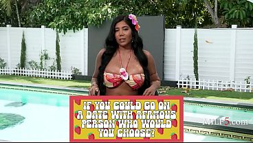Tropical Big-breasted Latina Gets A BWC - Diabella Eclair | MILF5