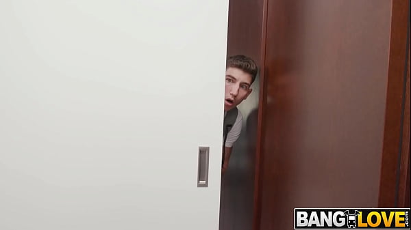 Giant Rump Angelica's Step-Seduction: Brady's Frenzied Butt Fucking