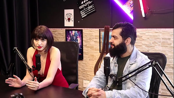 Meteram A Mão Na Buceta Dela E O Negão Colocou O Pau Na Mesa - Dame Snow E Lord Kenobi