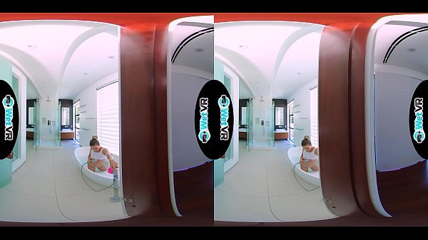 WETVR Bath Creeper Loads Up Stepsister In VR POV