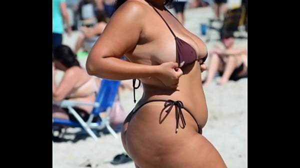 Chunky Vixens Presenting Off At The Beach - Compilation 1 [AI Generated]