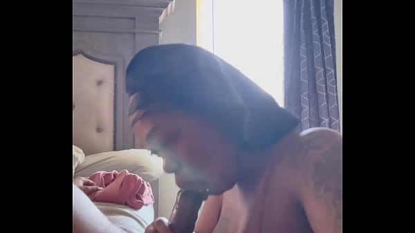 Black Blokes Love Bonnet Sloppy Toppy