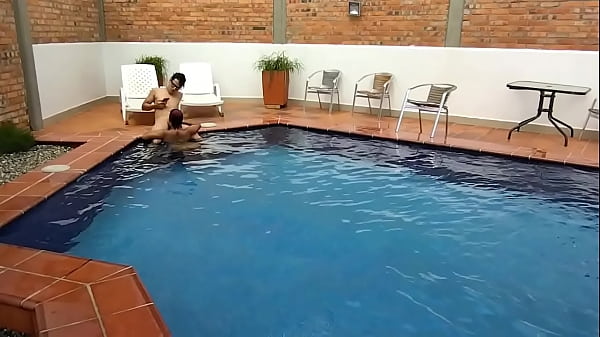 ! NO QUIERO QUE ENTRES ! Dicen Que A Tu Esposa No Le Gustan Jóvenes ! Pero Ese Día Fue La Excepción. (Video True) Nadie Comparta Esto !