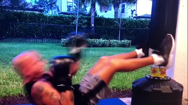 MAXXX LOADZ SAVORS TO WORKOUT & STAY FIT