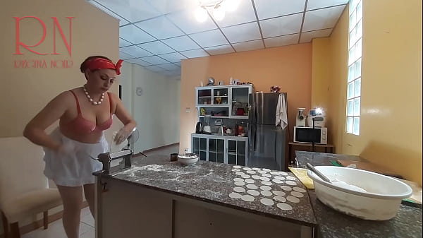 Nudist Housekeeper Regina Noir Cooking At The Kitchen. Stripped Cleaner Makes Dumplings. Unclothed Cooks. Spy Camera. Bra 1