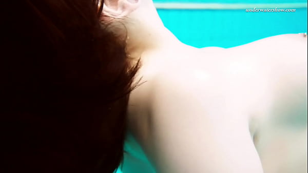 Busty Rack Brunette Doll Dashka Swimming Underwater