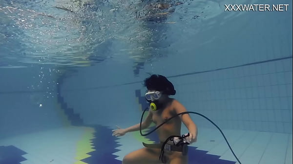 Adeline Being Filmed By A Chick In The Pool