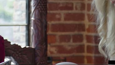 Lesbian Snogging & Eating Out Reveal! Freya Parker & Julia Ann Team Up!