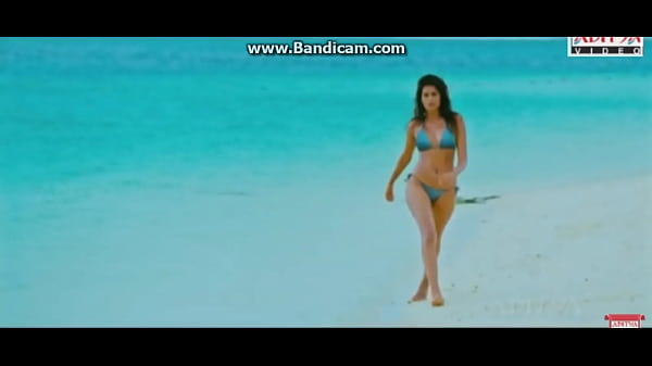 Shraddha Das Sultry Beach Walk