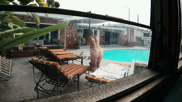 Gigi Breeze Caught Exposed Sunbathing
