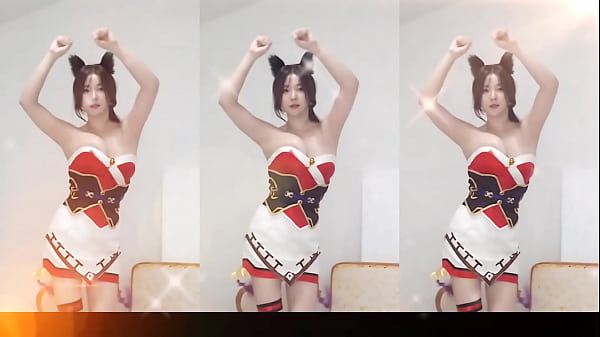 Korean Ahri Costume Play