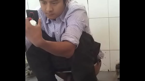 Quay Len Wc Nhat Ban (Trailer)