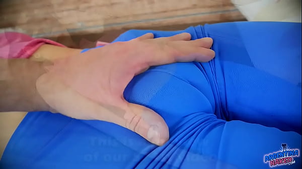 Most Gorgeous Young-babe Has The Most Ideal Cameltoe Mound