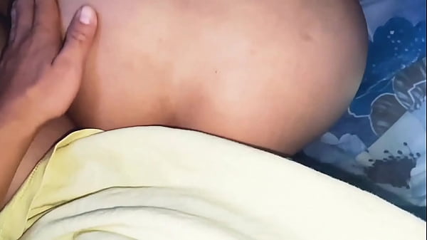 PEASANT STEPMOM HAS A NICE BOOTY, TO DELIVER HER A DELICIOUS NAIL, I LEFT HER BUTT PLUGGED WITH MY DRAIN TRUE CANDID UNSCRIPTED SEX.