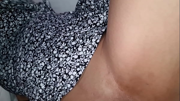 Me Meto Al CUARTO De Mi Amiga Miranda Y La Follo RICOS GEMIDOS