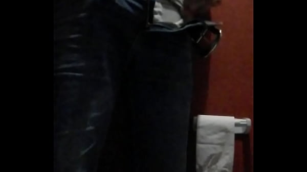 Rico Jovencito Masturbandose