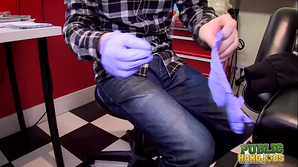 PUBLIC HANDJOBS Miatsu Kumiko And Suki Serve A Fiery Double Hand Work At The Tattoo Parlor