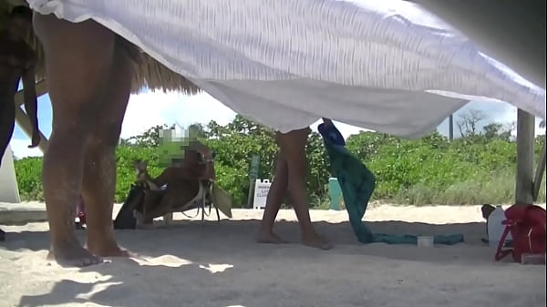 Exhibitionist Lover 17 - I Bring Claire To A Nude Beach And She Gets Massaged By A Peeping While Her Boyfriend Sits On The Side!