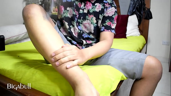 Medium Hairy Limbs Waxing