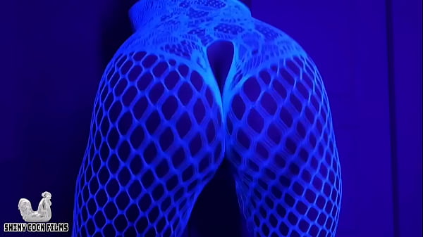 COUGAR Ass Clapping Flirt: Large Backside Hopping - Jane Cane