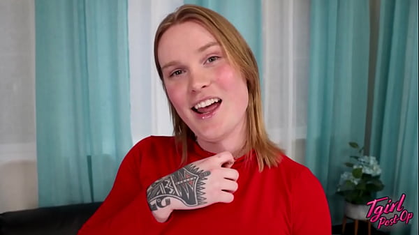 GROOBY.CLUB: MEET GOLDIE!